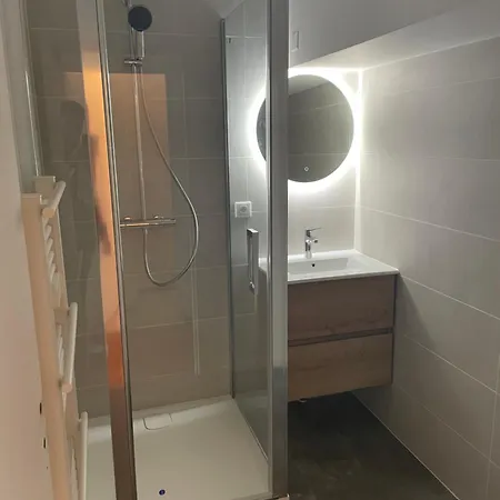 Nid Douillet Hyper Calme En Hyper Centre 알비